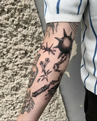 Love Hate Piercing • Laserowe Usuwanie Tatuażu • Tatuaż Opole